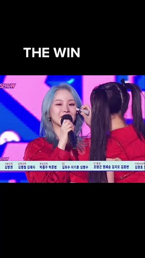 Emotional Moment: Mia from Everglow Crying Tears of Joy