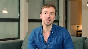 Recevez gratuitement le livre numérique : Vivez la vie de vos rêves grâce à votre blog Pour apprendre : ☑ Comment créer ou développer votre entreprise rentable sur Internet; ☑ Les deux méthodes BEAUCOUP plus efficaces que la publicité ou le placement de produits pour gagner de l'argent sur le web; ☑ Comment avoir une entreprise qui est au service de votre vie, plutôt que votre vie soit au service de votre entreprise. ☑ Tout en pratiquant une de vos passions ! | Olivier Roland