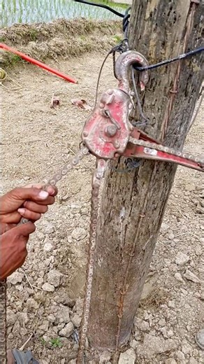 Chain waste offloading rules #lineman24 #linemanlife #highvoltage