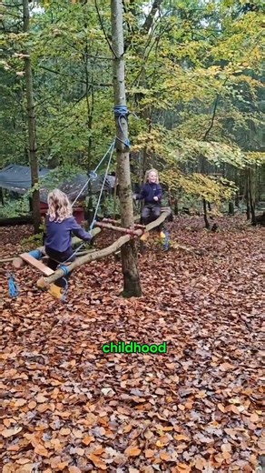 They built a swing from trees and it actually works 😭🌲