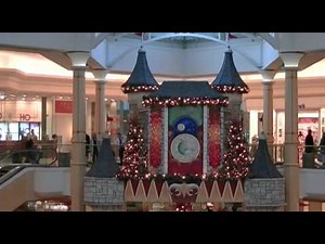Bag Pipe Christmas Flash Mob at Somerset Mall - Troy, MI