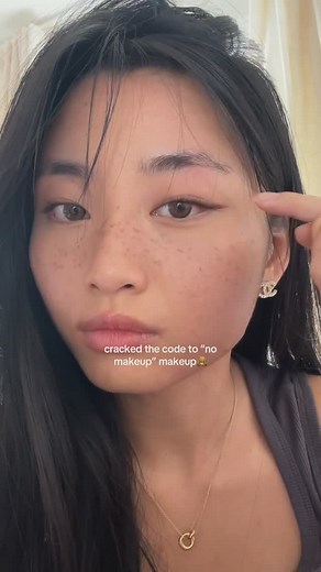ALLIE CHEN on Instagram: "makeup routine for lazy days👇 i loveee this makeup routine for when im lazy bc its the cute no makeup makeup that i LOVE my fav eyelash curler is @shiseido lash curler and its perfect for asian lashes and to make my lash line slightly thicker i lined it with brown gel liner in the waterline from @lancomeofficial ive been trying this new baby pink blush from @armanibeauty and it adds the most perfect soft pink glow on my skin its so cuteeee i also used their highlighter