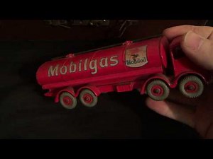 UNBOXING SORTING A LARGE COLLECTION OF RARE DINKY TOY CARS
