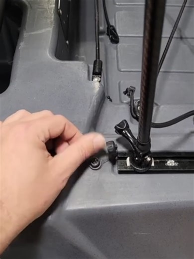 Engineering Insights on the FluxJet's 360 Light Connection