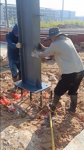 Installation process of I-beam columns of steel structure houses