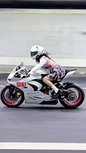 バイク女子とツーリングの魅力
