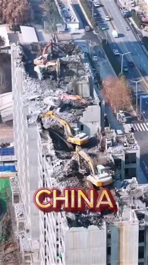 Old-School vs. Next-Level Demolition — China Changed the Game! 🔥