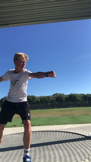 Discus throw #discus #trackandfield #discusthrower #olympicsport