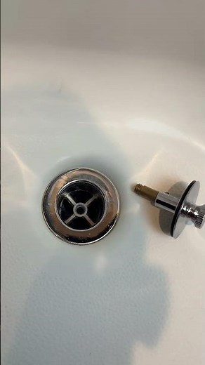 Clogged bathtub drain and how to prevent it