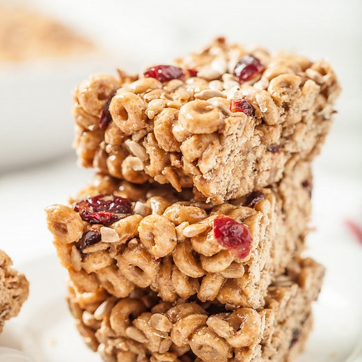 Nut-Free, Gluten-Free Cereal Protein Bars