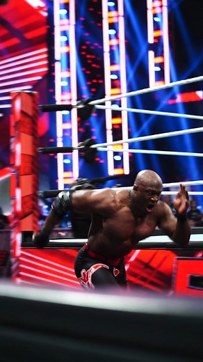 😳😳😳 #WWE #BobbyLashley
