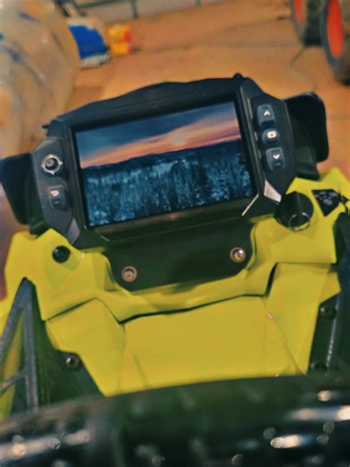 Exploring the 7s on an Axys Chassis Experience