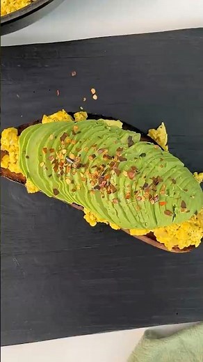 breakfast recipe 🍳 this is the absolute best way to make tofu. save the recipe below!