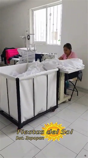 Mobiliario Fiestas del Sol confeccionamos mantelería para todo tipo de eventos