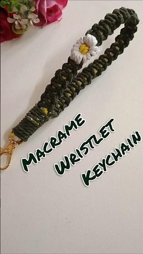 DIY Macrame Wristlet Keychain Tutorial | Boho style | Handmade #macramekeychain