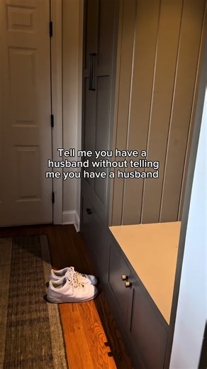 Sooo close… yet so far #diycouple #nfldiy #philadelphiaeagles #husband #shoes