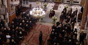 Η Ελλάδα είπε το τελευταίο αντίο στη Μαρινέλλα - Συγκλονιστικοί επικήδειοι από Αλεξίου και Νταλάρα