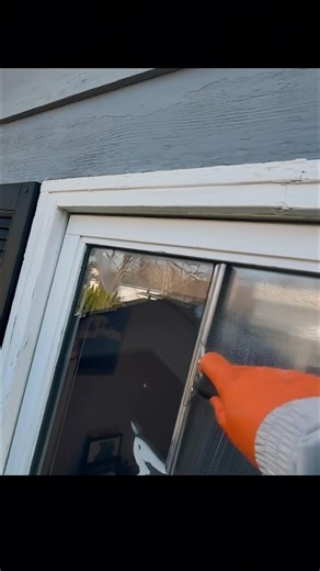 Out here cleaning windows with my dad and brother. This is how we build.#windowcleaning