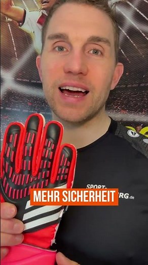 Why children should wear goalkeeper gloves with finger protection