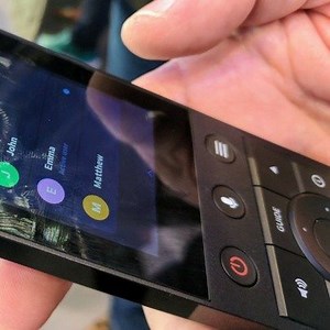 Crestron Developer Reviews TSR-310 Remote: 'Favorite Remote Yet'