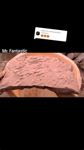 Red Mud Water Crumbling: Exploring a Unique View