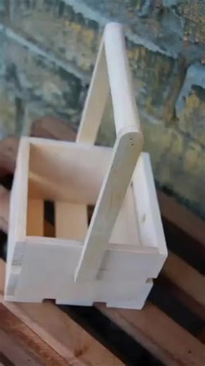 📦 ¡Atención Emprendedores! San Valentín está a la vuelta de la esquina. > No busques más: tenemos cajas de todos los tamaños para tus arreglos y regalos. ✅ Pequeñas, medianas y grandes. ✅ Precios especiales por volumen. ✅ Calidad garantizada para que tu negocio destaque. 👇 ¡Escríbenos ahora y pide nuestro catálogo de precios al mayor#carpinteria #madera #sanjuandelosmorros