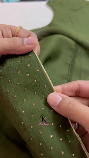 KHUSHBU PRAJAPAT on Instagram: "Piping finishing ✨ Hard work makes you perfect 﫶 . #viral #trending #instagood #explore"