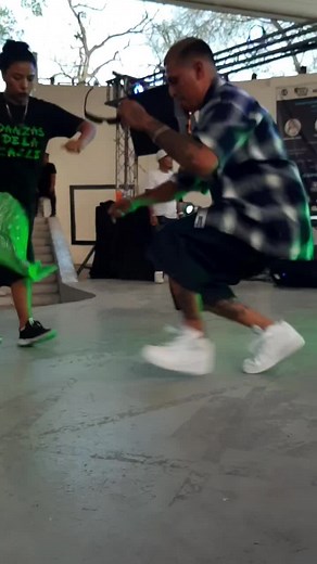 Cholas de Monterrey Bailando Cumbia Wepa