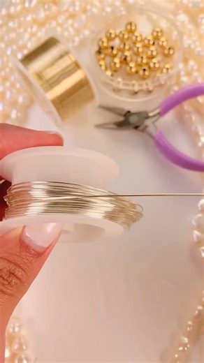 The Bead Bazaar on Instagram: "Easy wire ring tutorial ✨🤍 #diyjewelry #diyjewelrymaking #wirering #wirewrapjewerly #jewelrysupplies #jewelrytutorial"