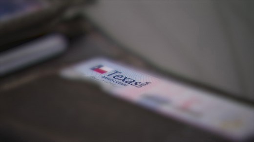 Can you use an expired driver's license or ID to vote?