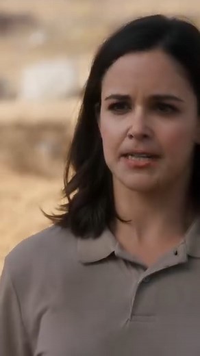 Amy Santiago (Melissa Fumero) is the ULTIMATE virgo, and these moments prove it! | Comedy Bites