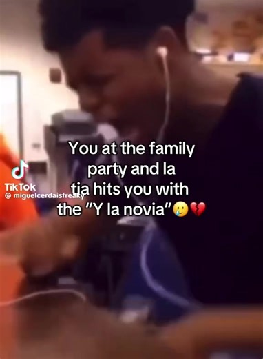 Maximo ✈️✝️🇨🇱⚽️💤💤💤😴😴 (@maximo5123)’s videos with original sound - Maximo ✈️✝️🇨🇱⚽️💤💤💤😴😴