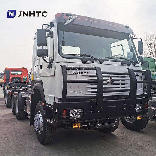 [Hot Item] Sinotruk HOWO 300-400HP Prime Mover 6X6 Tractor Trucks for Sale