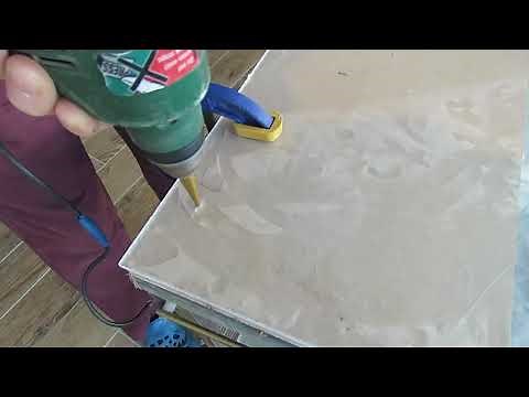 Drilling holes in Plexiglass