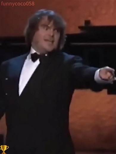 Capturing unforgettable moments: A look back at memorable oscar clips #oscars #celebrity #funny #viral #academyawards