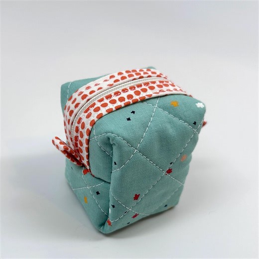 Tiny Cube Zipper Pouch – Mini Quilted Coin Purse, Small Square Zipper Bag, Handmade Travel Organizer - Etsy