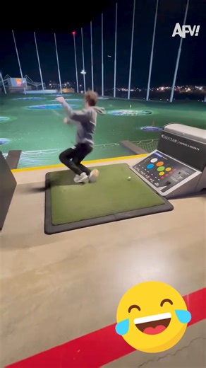 430K views · 1K reactions | Best Golf Fail #reels #golf #fail | America's Funniest Home Videos | Facebook