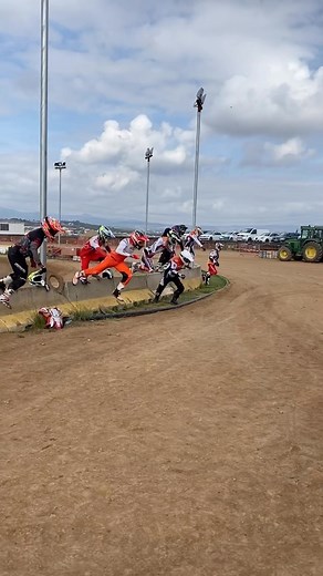 Toni Bou on Instagram: "#whataday @roccosranch @trialteamhrc #repsolhondateam #celebration #season #2022 #32timesworldchampions @box_repsol @alpinestars @hebo.factory @ride100percent @spea_test 📸 @pepsegales @venanci_vidal"