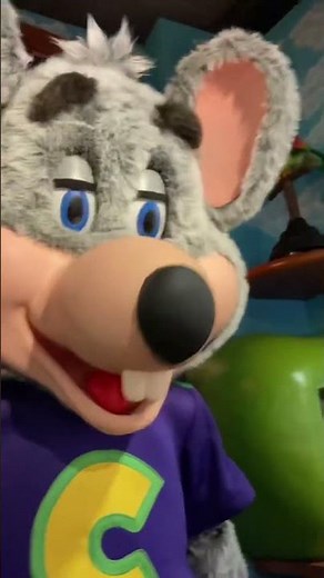 Chuck E. Cheese Studio C Stage West Orlando FL - Song of Summer - Video from ‪@CamBroz08‬