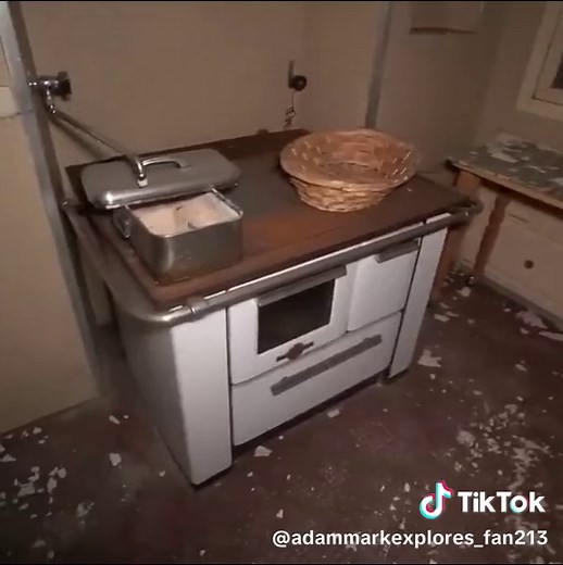 Adam Mark Explores on TikTok