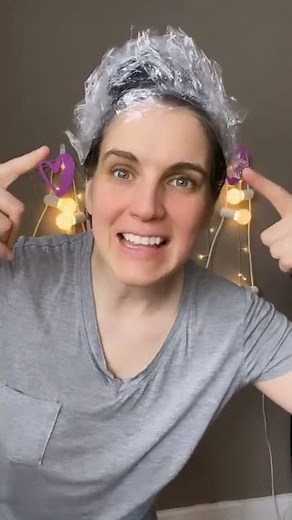 Colourless hair dye remover (hair color removal)