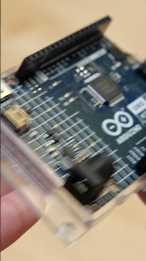 Arduino Uno R4 Minima Unboxing