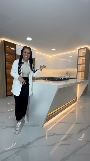 🌸🦋Dale vida a tu cocina de ensueño como lo mereces y descubre cómo cada rincón puede convertirse en la mejor funcionalidad.✨🏡💞#cocina #cocinas #cocinasmodernas #cocinasintegrales #cocinasintegralesmodernas #mueblesdecocina #diseñodecocina #kitchendesign #kitchen #kitchendecor #carpenter #carpinteria | Hogar y Diseños muebles de tv escritorios cocinas carpintería