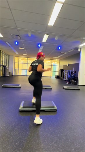 Únete a mis clases de Step Aerobics virtualmente