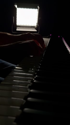 Hands can listen 🫶 #piano #originalsong #handscanlisten | Parisi Piano