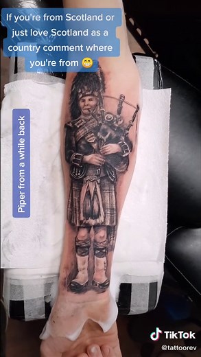 #piper from a couple of years ago#foryou #fyp #fy #tattoo #tattoo #pipertattoo #scotland #scotlandtattoo #scottish #flowerofScotland #alba