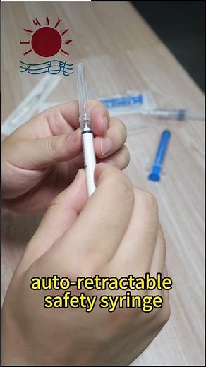 Auto retractable syringe #medicalconsumables