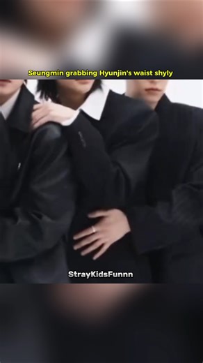 why so shy Kim Seungmin 👀❤ #seungjin #seungmin #hyunjin #straykids #skz