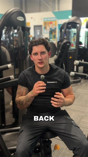 You don’t need a million hacks to grow muscle. Do these 3 things consistently and you’ll see real results: 1️⃣ Track your lifts (progress beats guessing) 2️⃣ Prioritize protein & sleep (your real growth tools) 3️⃣ Stop ego lifting (leave your pride at the door) Keep it simple, stay consistent, and the gains will come. 💪 #fyp #gymtok #fatloss #busyprofessionals #fitness #trainedbycd #strength #gains