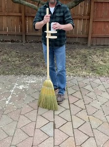 4.7M views · 3K reactions | Solving the world’s problems, one at a time 粒  #holdmybeer | Matt Thompson | Facebook